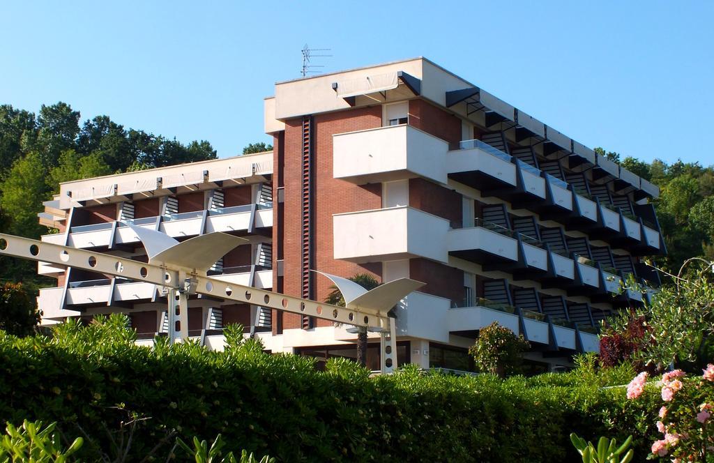 Hotel Alexander Gabicce Mare Luaran gambar