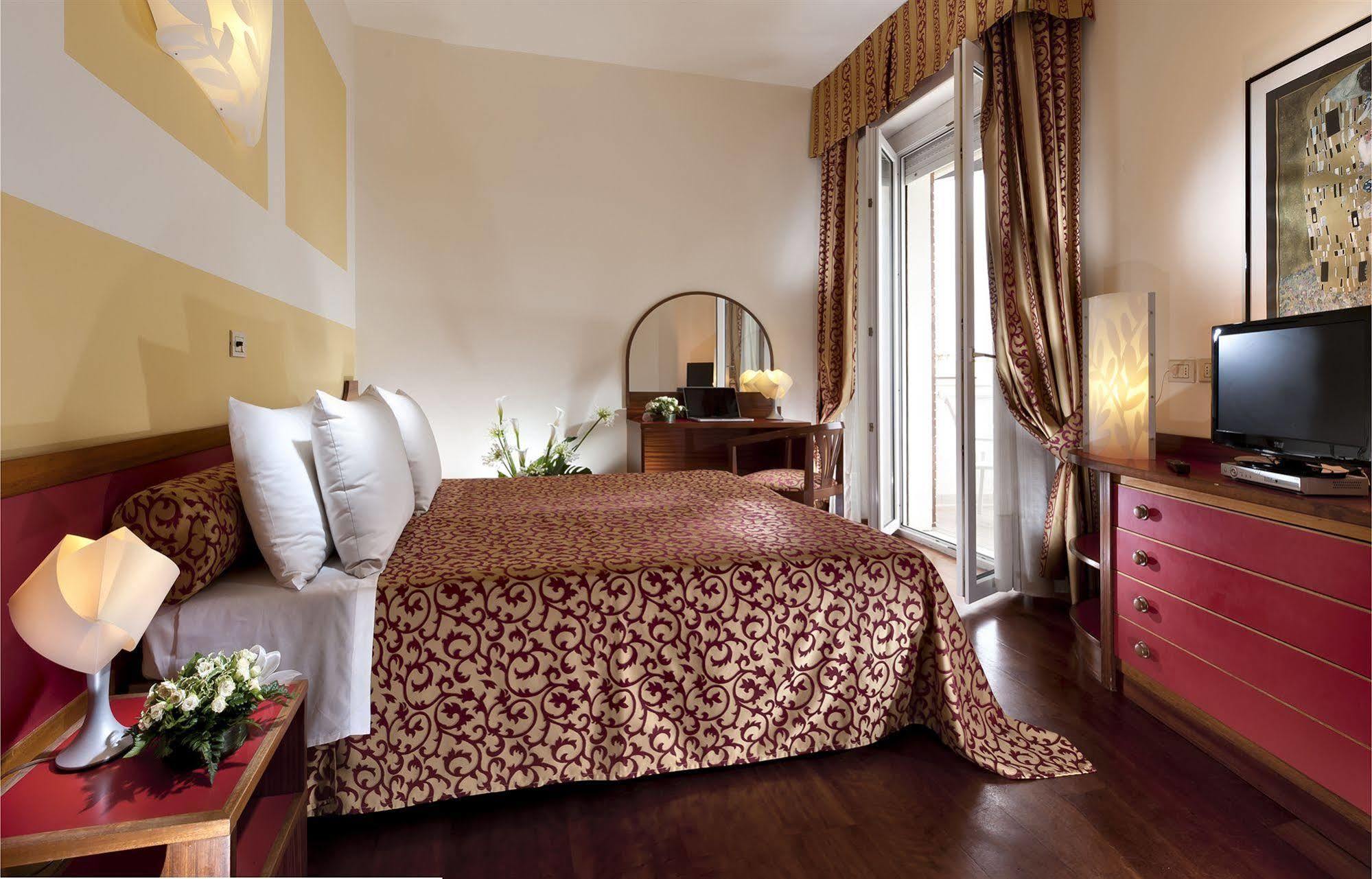 Hotel Alexander Gabicce Mare Luaran gambar