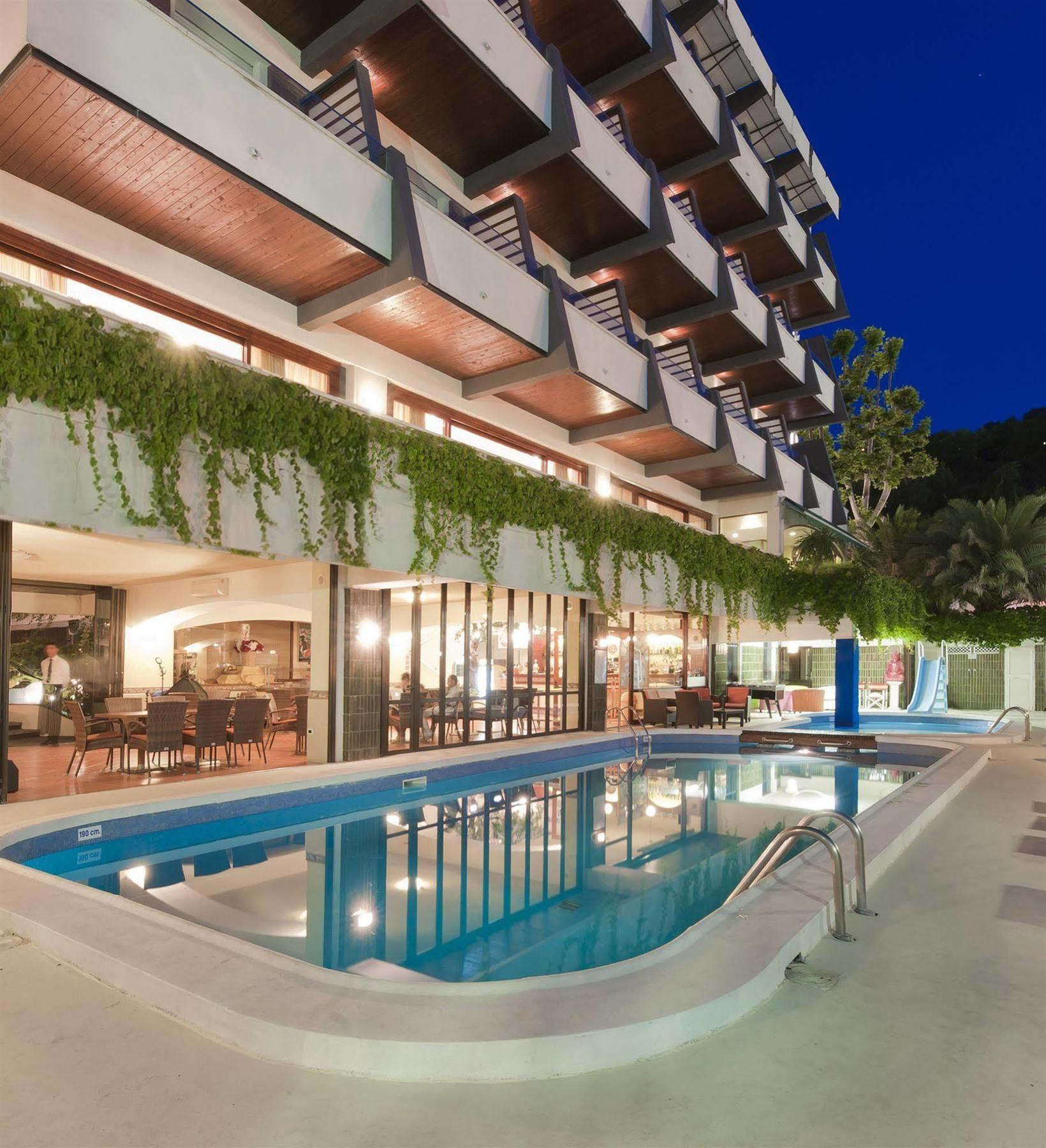 Hotel Alexander Gabicce Mare Luaran gambar